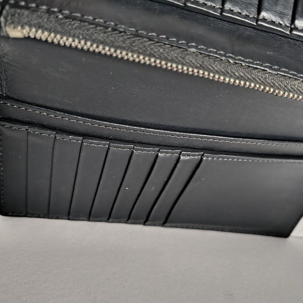 Burberry Checkered Passport Holder - Picture 6 of 9